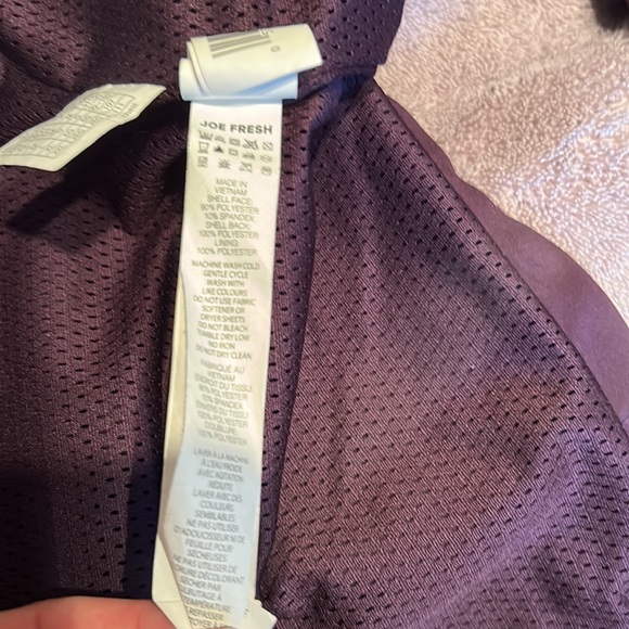 Joe Fresh raincoat/ Spring/ Fall coat. Size Small. - Picture 6 of 8